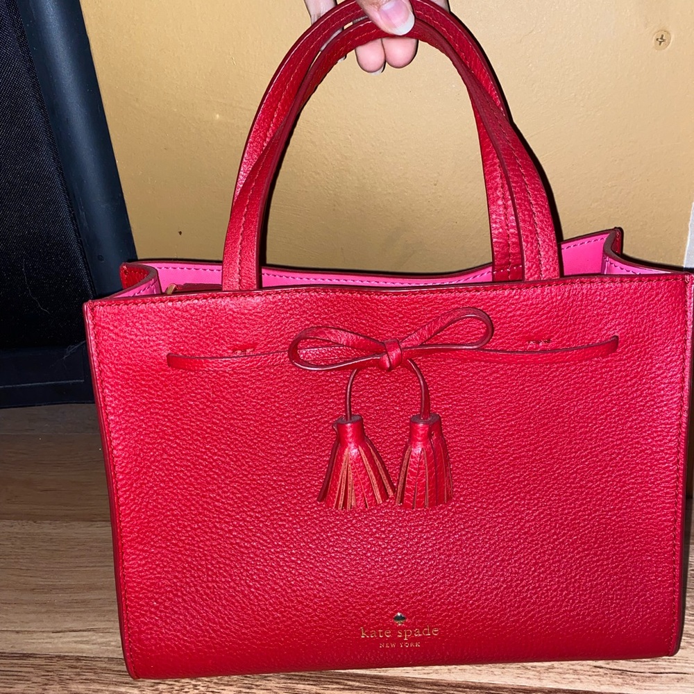 Kate Spade bag w/ crossbody strap